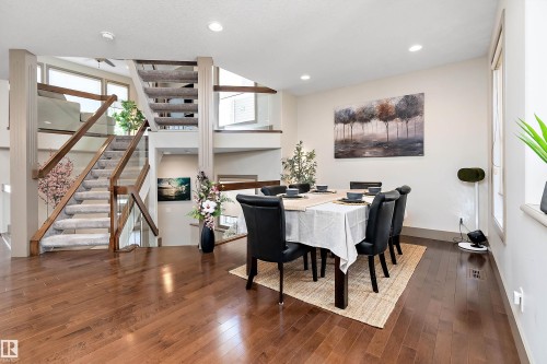 6411 Mann Court, Edmonton, AB 