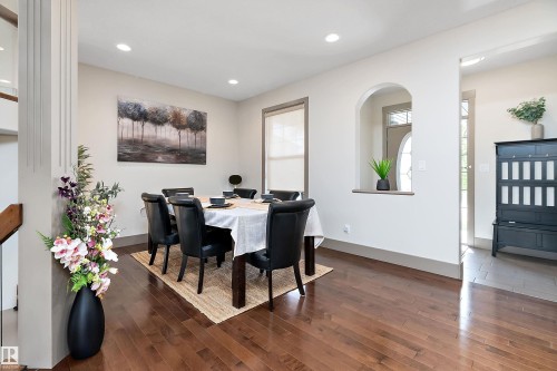 6411 Mann Court, Edmonton, AB 