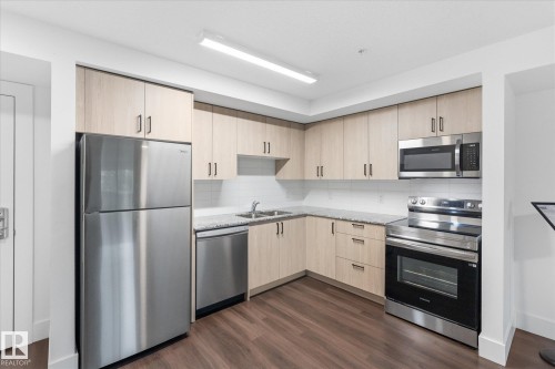 302 9504 182 Street, Edmonton, AB 
