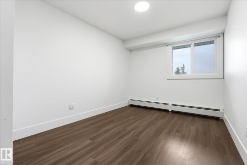 302 9504 182 Street, Edmonton, AB 