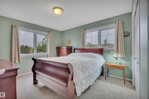 21306 87A Avenue, Edmonton, AB 