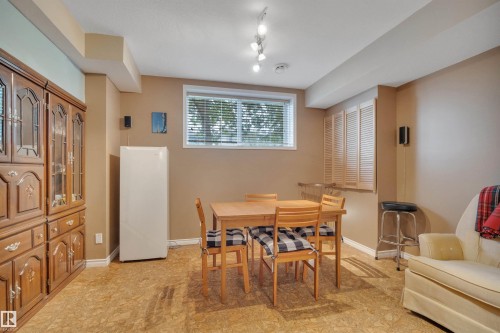 21306 87A Avenue, Edmonton, AB 