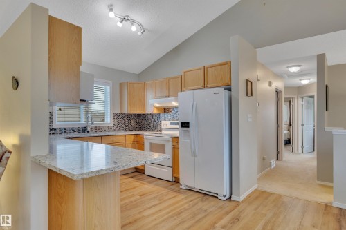 21306 87A Avenue, Edmonton, AB 