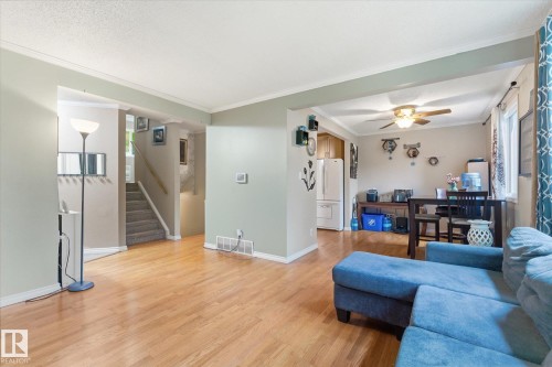 8 Golden Spike Road, Stony Plain, AB 