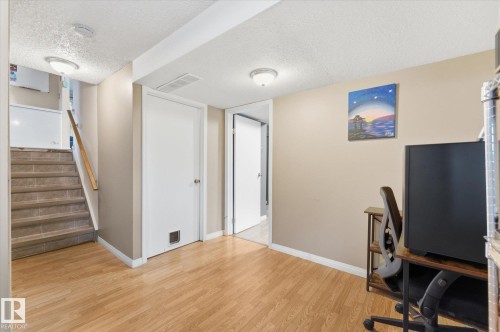 8 Golden Spike Road, Stony Plain, AB 