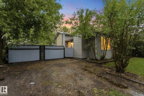 8 Golden Spike Road, Stony Plain, AB 