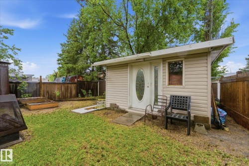 8 Golden Spike Road, Stony Plain, AB 