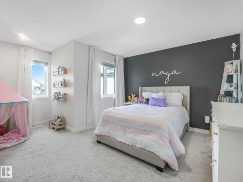 6404 176 Avenue, Edmonton, AB 