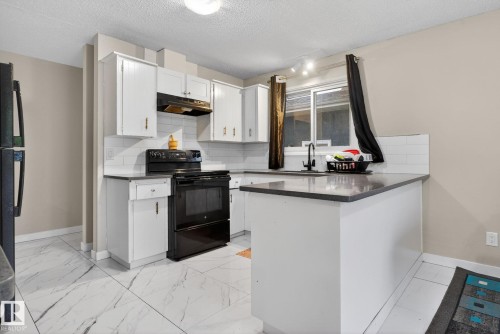 14332 121 Street, Edmonton, AB 