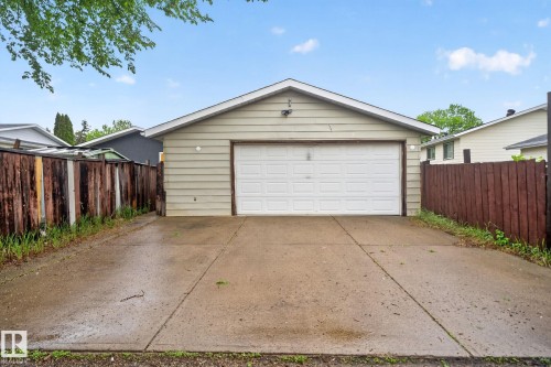 14332 121 Street, Edmonton, AB 