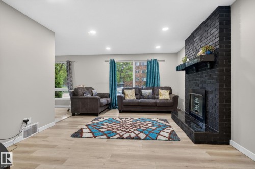 14332 121 Street, Edmonton, AB 