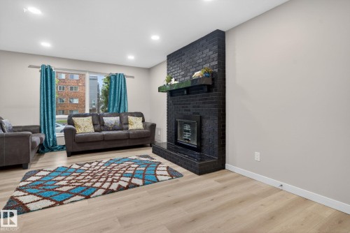 14332 121 Street, Edmonton, AB 