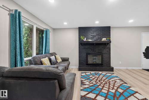 14332 121 Street, Edmonton, AB 