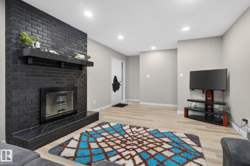 14332 121 Street, Edmonton, AB 