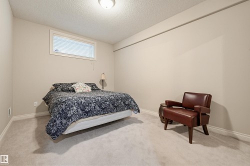 28 Prestige Point(E), Edmonton, AB 