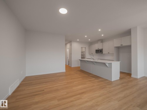 20735 24 Avenue, Edmonton, AB 