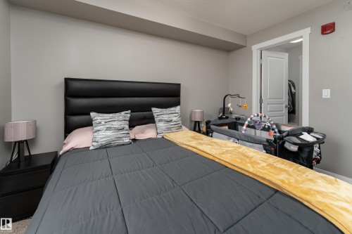 115 3670 139 Avenue, Edmonton, AB - Indoor Photo Showing Bedroom