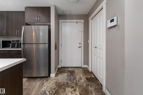 115 3670 139 Avenue, Edmonton, AB - Indoor Photo Showing Kitchen