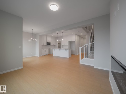 19430 22A Avenue, Edmonton, AB - Indoor