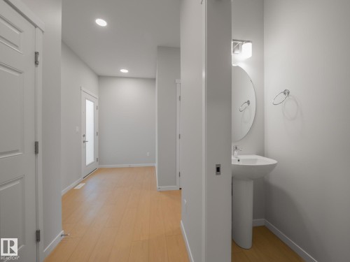 19430 22A Avenue, Edmonton, AB - Indoor Photo Showing Other Room