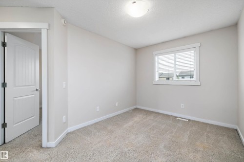 2914 18A Avenue, Edmonton, AB - Indoor Photo Showing Other Room