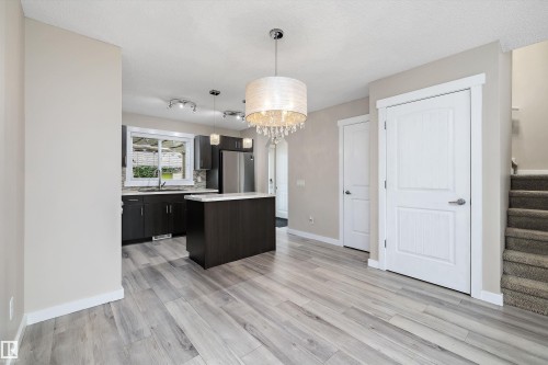 2914 18A Avenue, Edmonton, AB - Indoor Photo Showing Kitchen