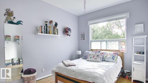 Bedroom - 10017 113 Street, Edmonton, AB 