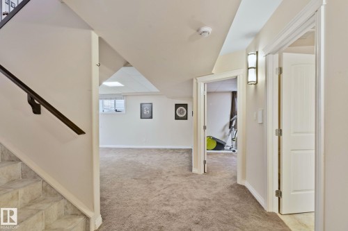 9833 153 Street Nw, Edmonton, AB 