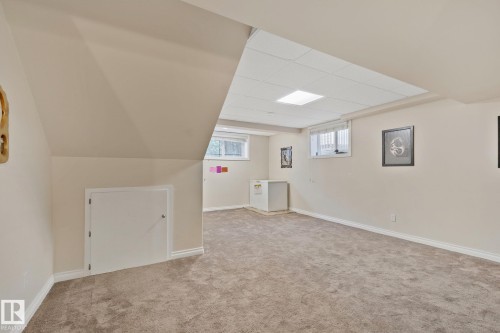 9833 153 Street Nw, Edmonton, AB 