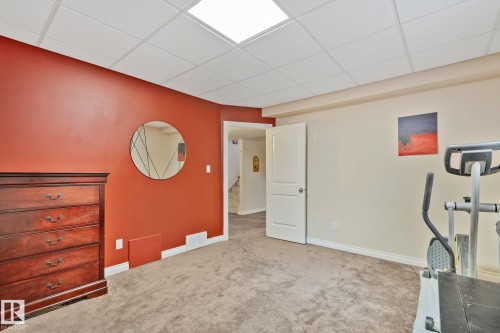 9833 153 Street Nw, Edmonton, AB 