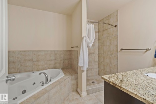 9833 153 Street Nw, Edmonton, AB 