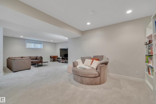 186 Sheppard Circle, Leduc, AB 