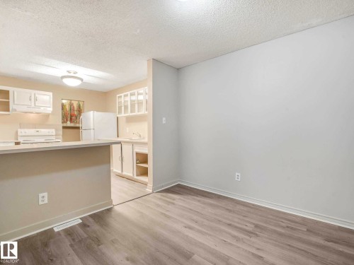 57 3111 142 Avenue, Edmonton, AB 