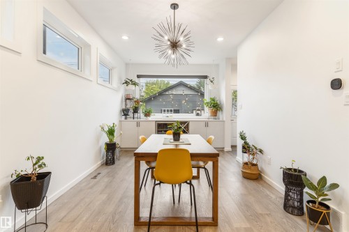9124 73 Avenue, Edmonton, AB 