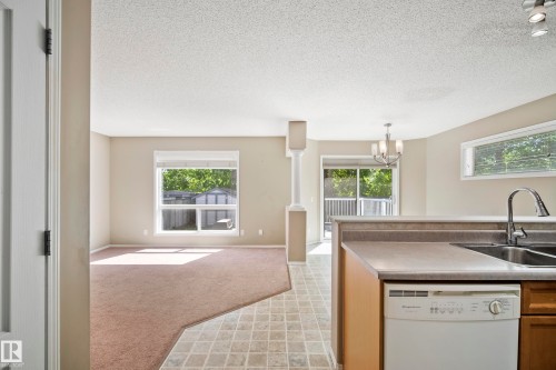 23 English Way, St. Albert, AB 