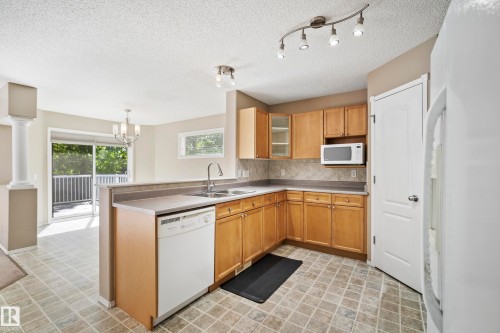 23 English Way, St. Albert, AB 