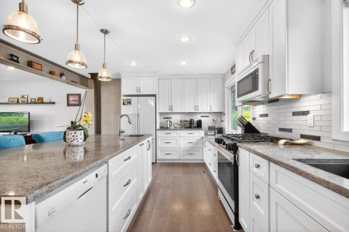9623 Ottewell Road, Edmonton, AB 
