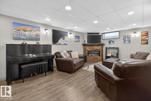 9623 Ottewell Road, Edmonton, AB 
