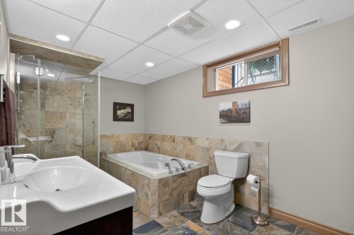 9623 Ottewell Road, Edmonton, AB 