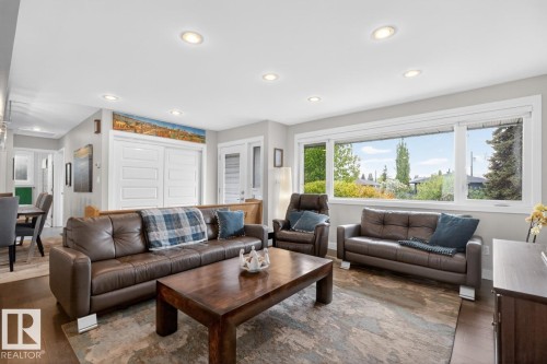 9623 Ottewell Road, Edmonton, AB 