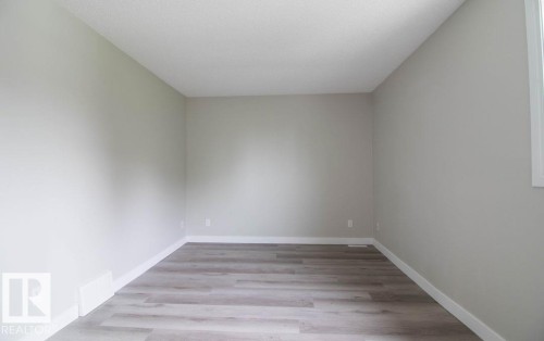 3129 139 Avenue, Edmonton, AB 