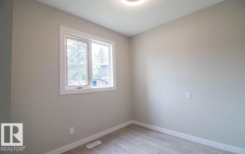 3129 139 Avenue, Edmonton, AB 