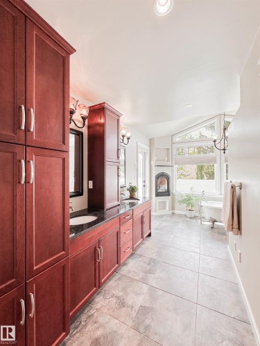 3 Laird Place, St. Albert, AB 