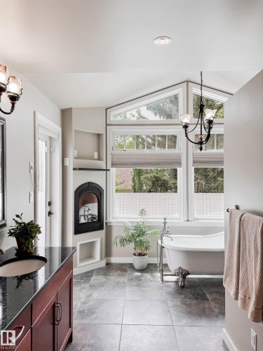 3 Laird Place, St. Albert, AB 
