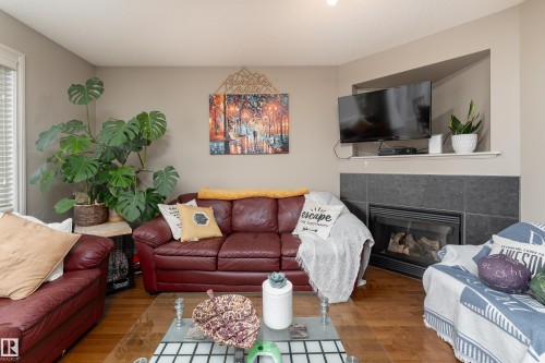49 Hartwick Loop, Spruce Grove, AB 