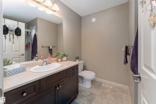 49 Hartwick Loop, Spruce Grove, AB 