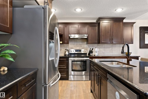 23 Meadowview Landing, Spruce Grove, AB 