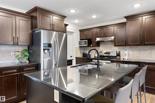 23 Meadowview Landing, Spruce Grove, AB 