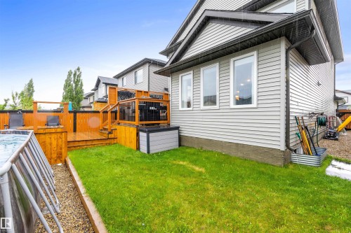 23 Meadowview Landing, Spruce Grove, AB 