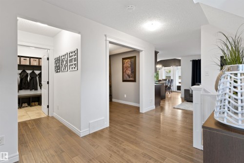 23 Meadowview Landing, Spruce Grove, AB 